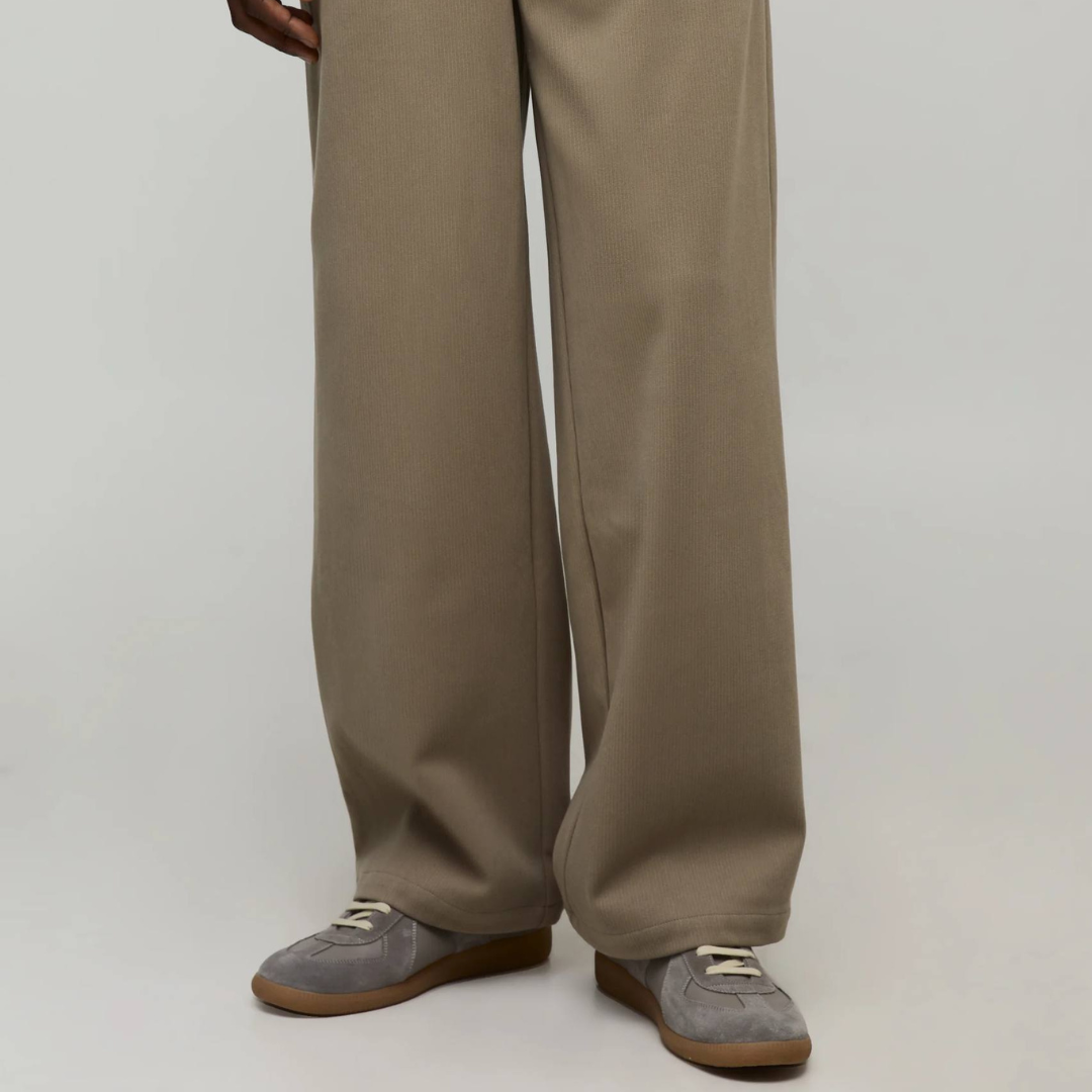 Pants regular Beige
